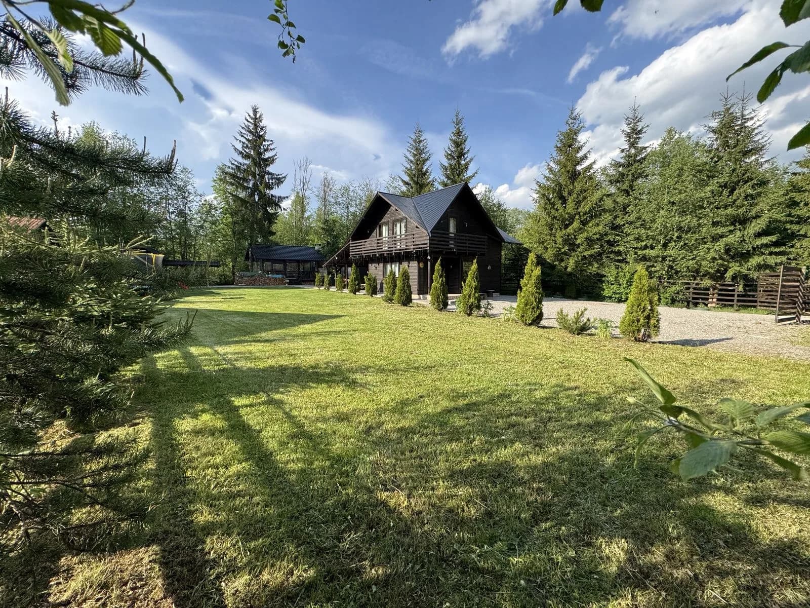 Cabana de inchiriat cu ciubar si sauna