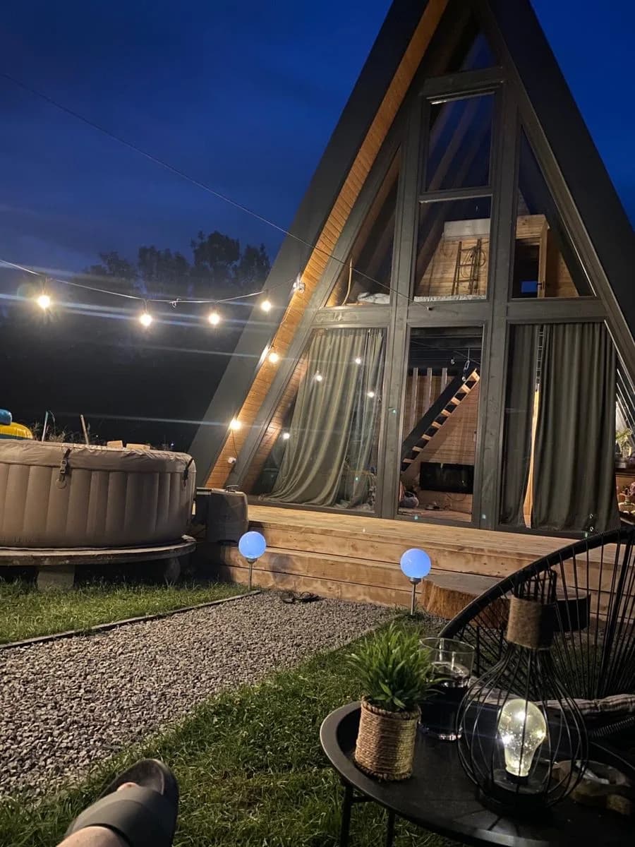 Cabana A-frame Valea Drăganului cu ciubăr — Valea Draganului, Cluj