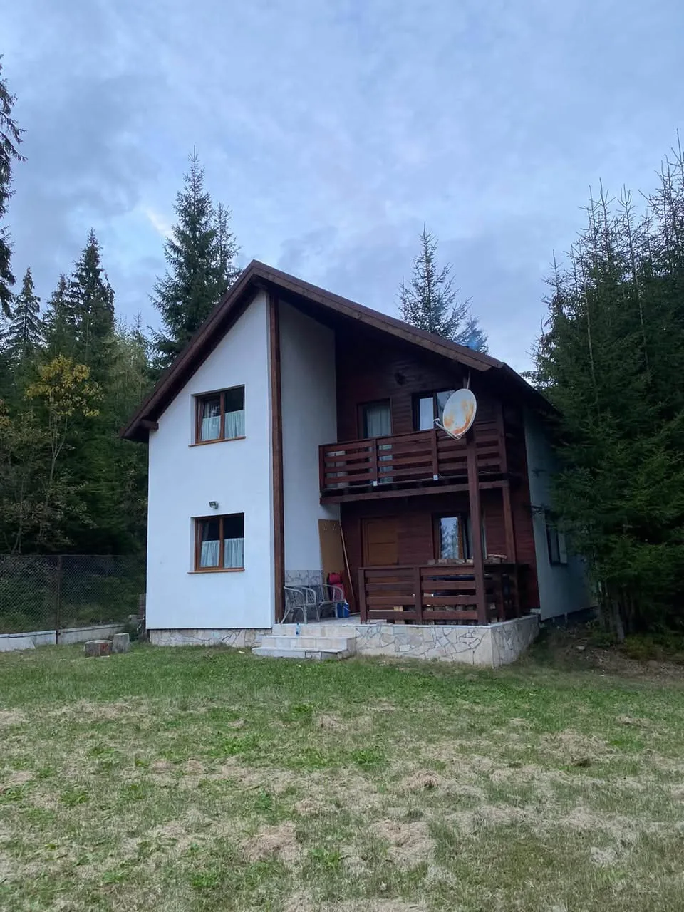 Cabană pentru 6–8 persoane în Muntele Băișorii