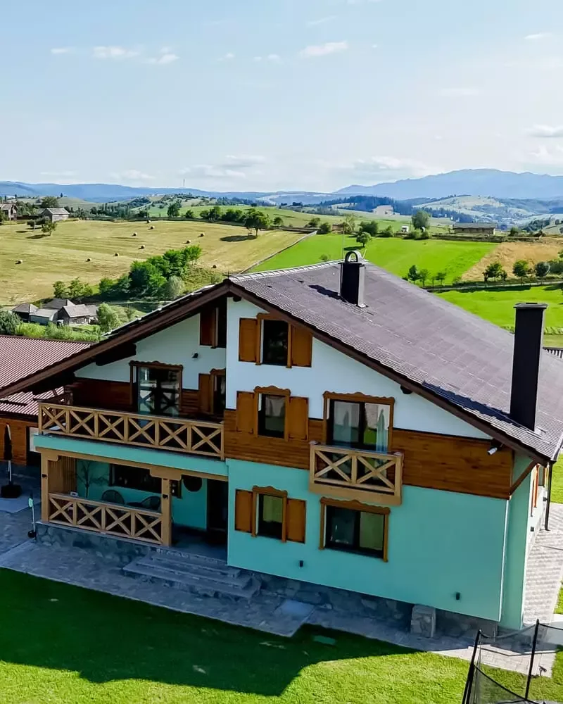 Cazare cu vedere panoramică în Barcani