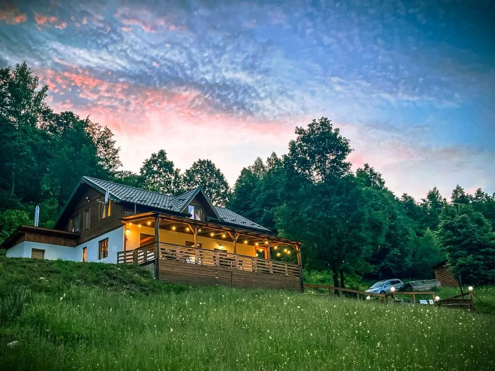 Cabană cu ciubăr în Valea Ierii