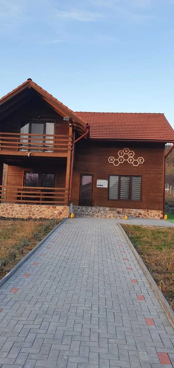 Pensiune cu ciubăr în Hunedoara