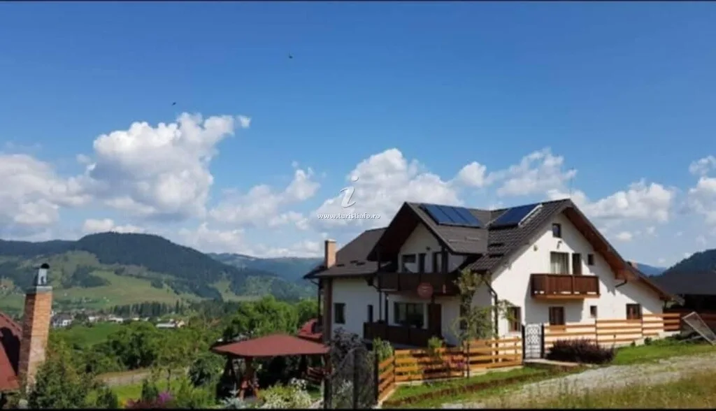 Apartament în Dorna Arini
