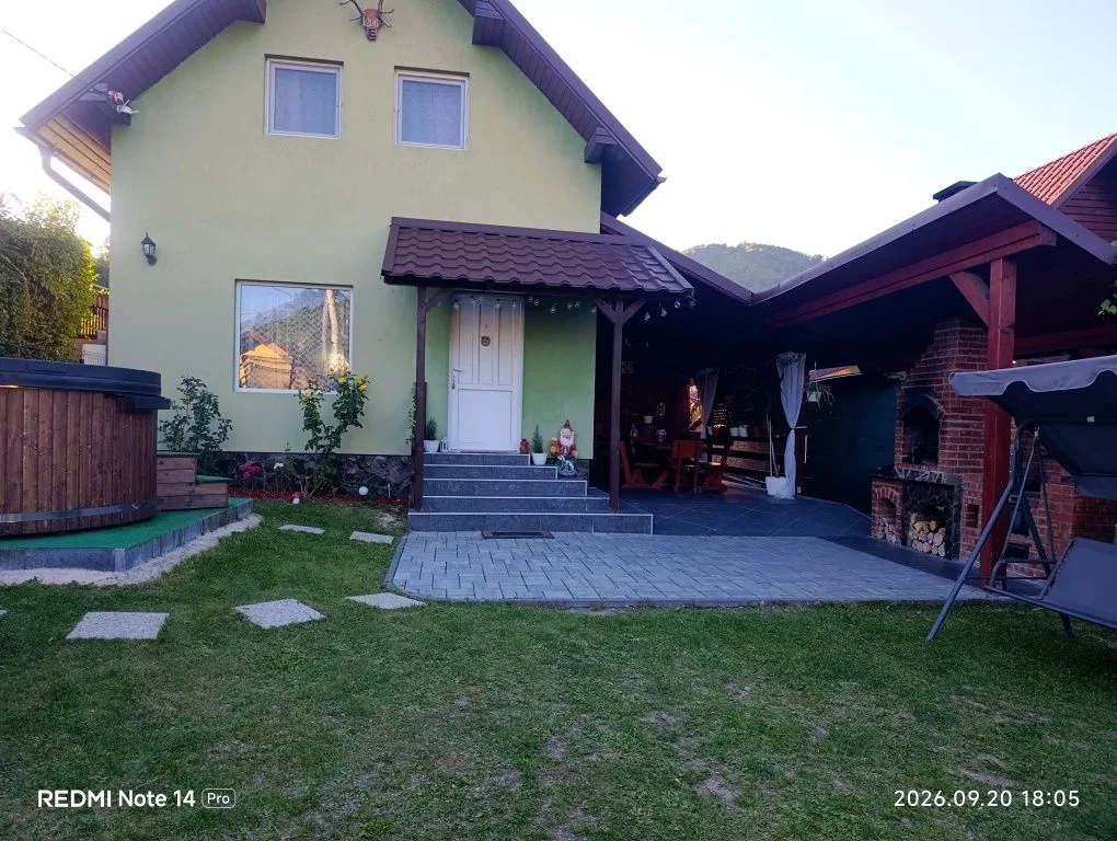 Cabană cu ciubăr în Bistra Muresului