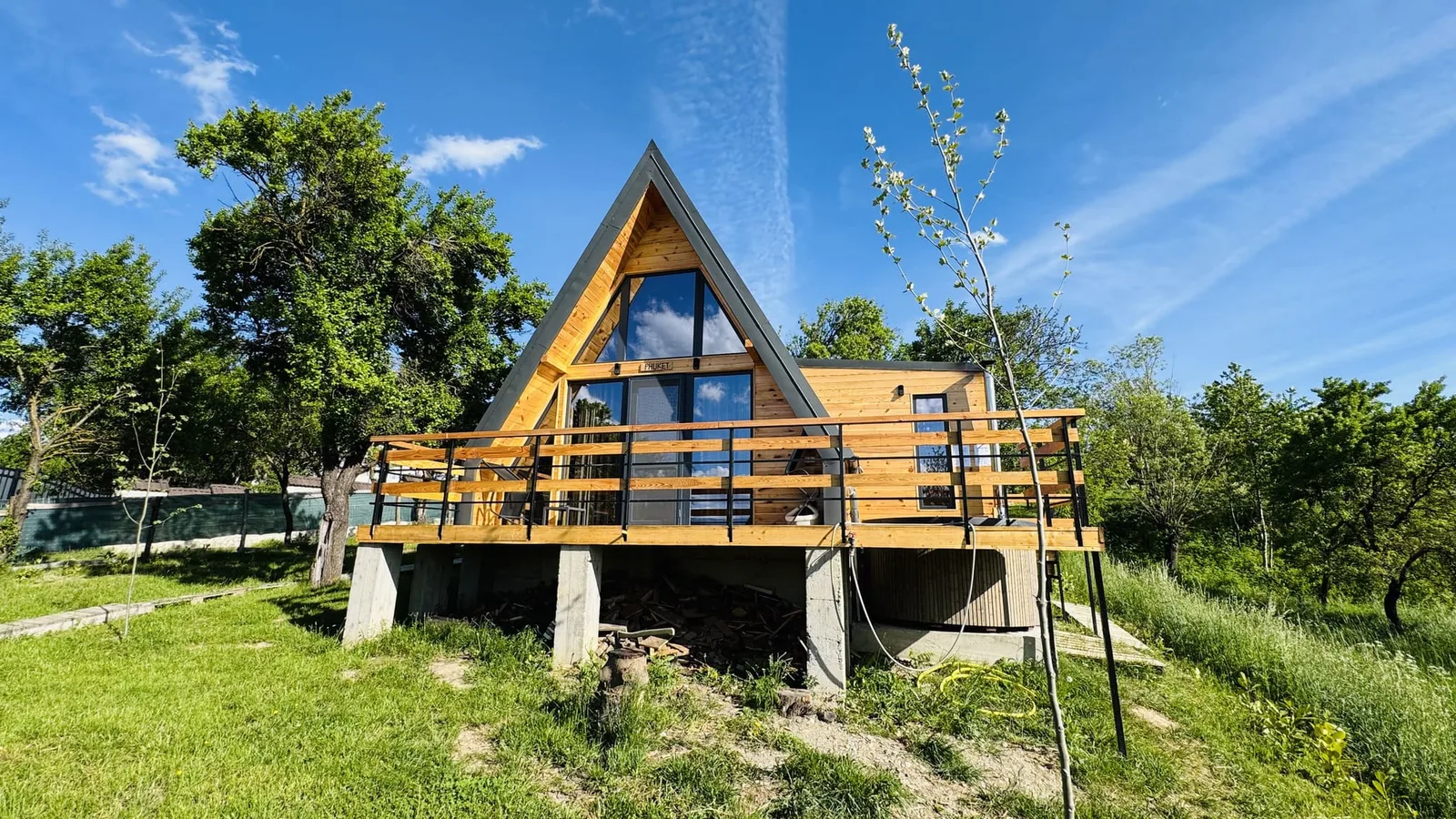 Cabană A-frame cu ciubăr în Valea Mare Pravăț