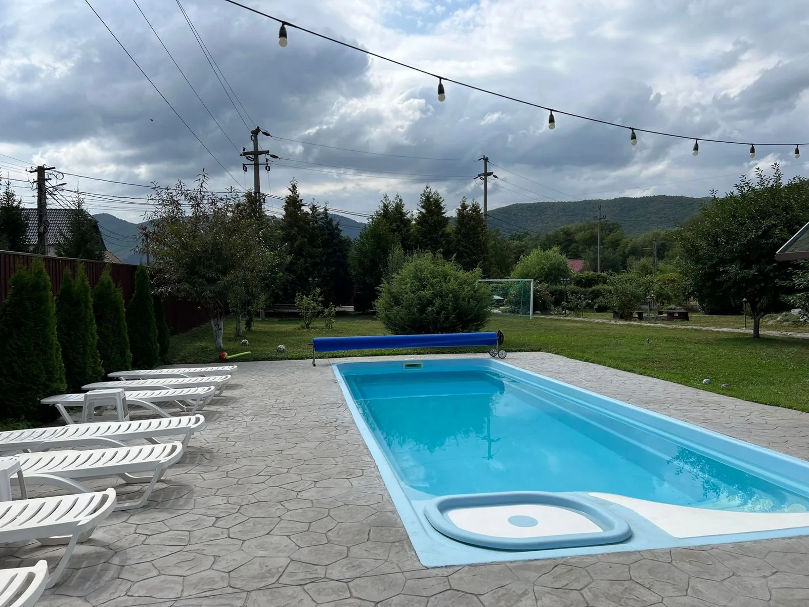 Pensiune cu ciubăr în Gura Raului