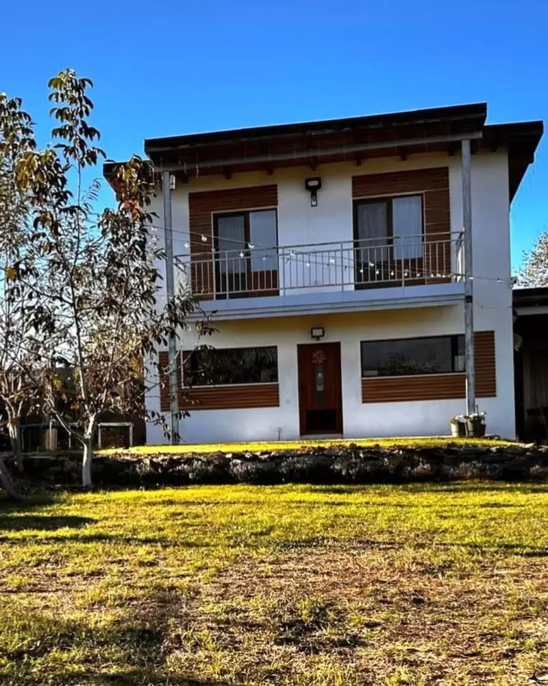 Cabană cu vedere spre munte în Valea Avrigului