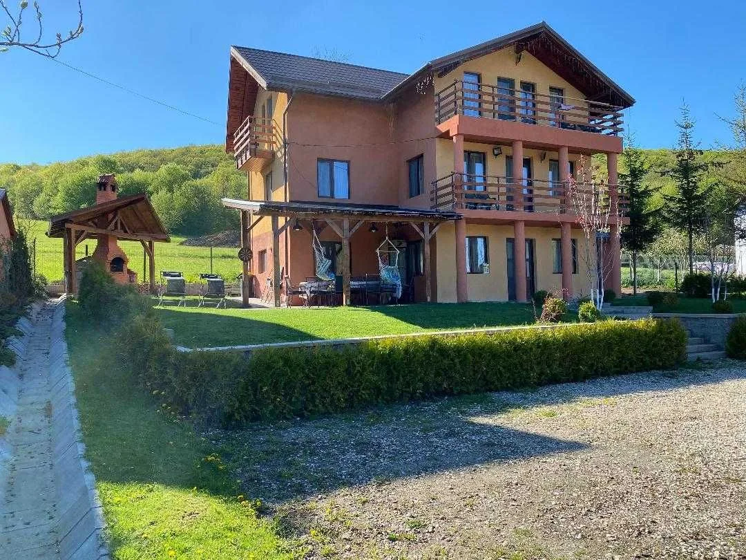 Pensiune în Valcele