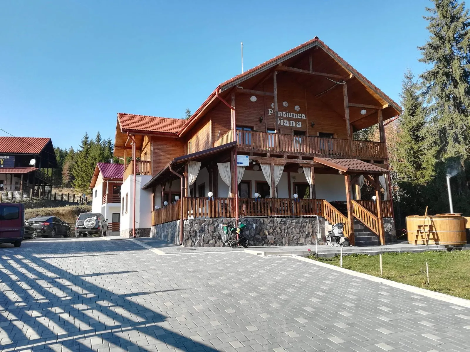 Pensiune cu ciubăr în Bistrita
