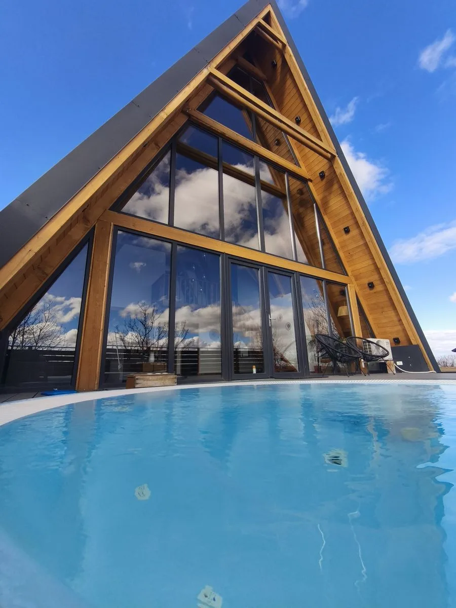 Cabană A-frame cu saună în Cluj-Napoca