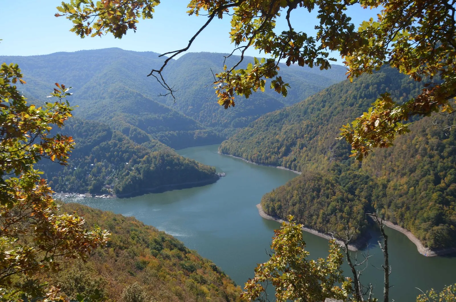 Cabană pentru 10–14 persoane în Tarnita