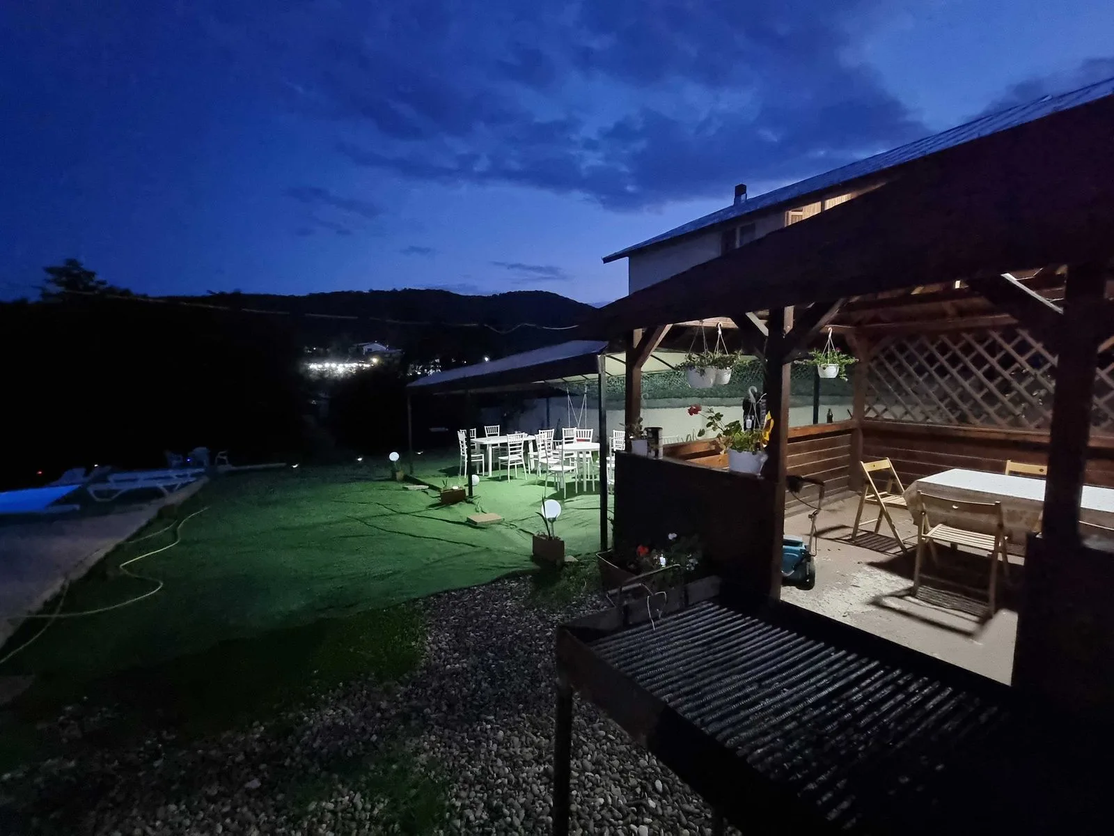 Cazare cu piscină în Sarata-Monteoru