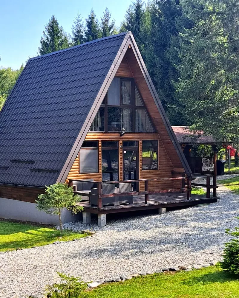 Cabană A-frame în Valea Avrigului